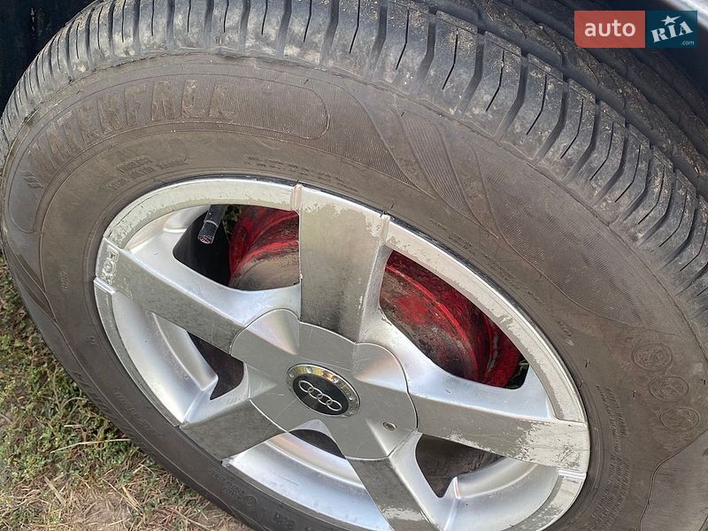 Седан Audi 80 1987 в Борисполі
