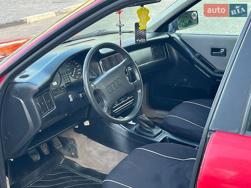 Седан Audi 80 1988 в Ровно