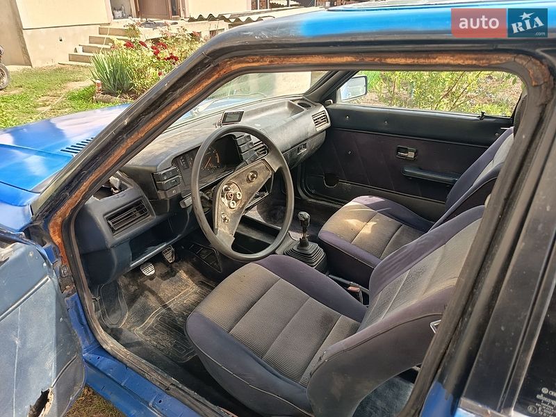 Седан Audi 80 1985 в Чернівцях фото 6 Седан Audi 80 1985 в Чернівцях