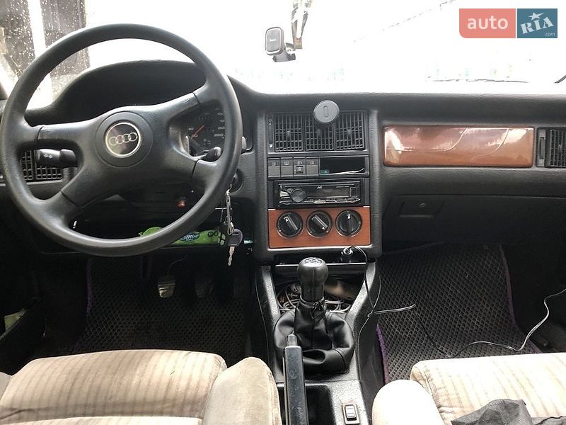 Седан Audi 80 1988 в Білій Церкві