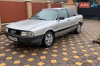 Седан Audi 80 1987 в Виноградові