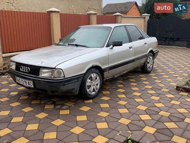 Седан Audi 80 1987 в Виноградові