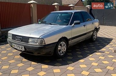Седан Audi 80 1987 в Виноградові