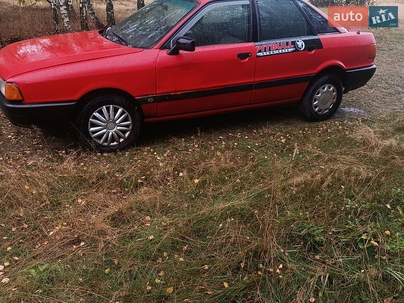 Седан Audi 80 1988 в Чуднові