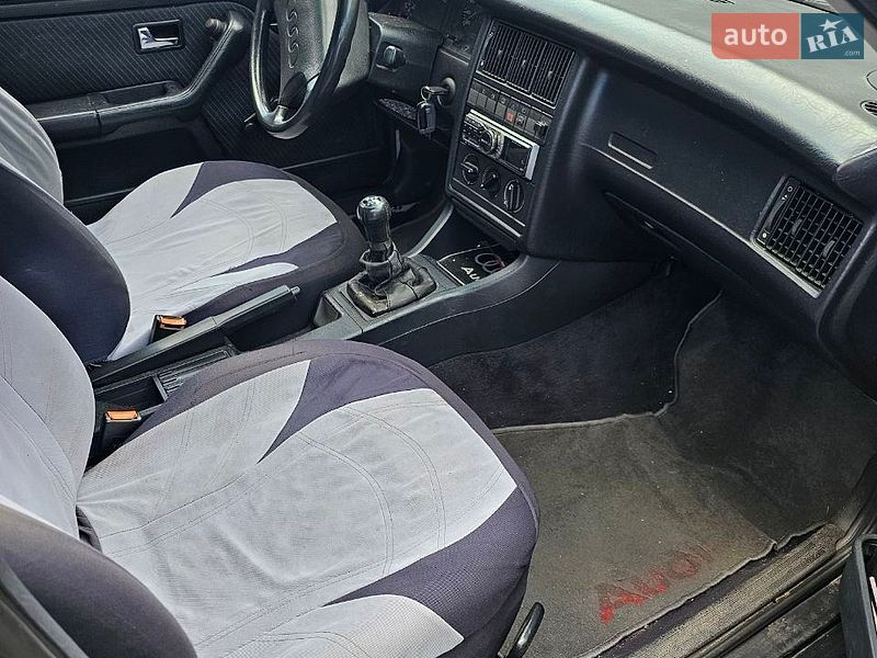 Седан Audi 80 1994 в Києві