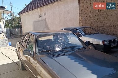 Седан Audi 80 1982 в Берегово