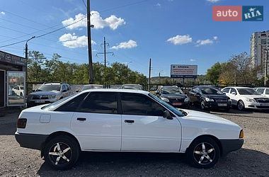 Седан Audi 80 1987 в Полтаві
