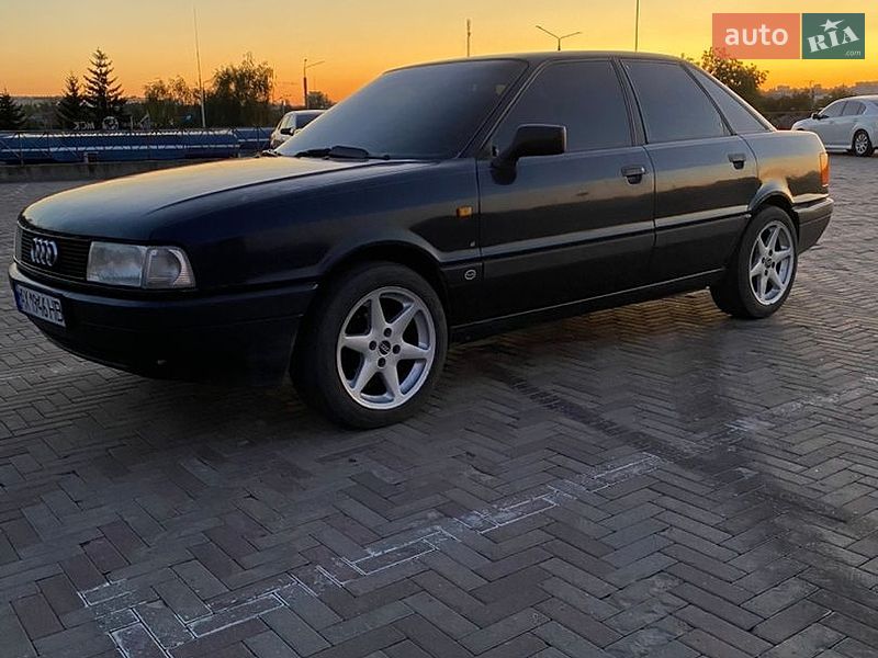 Седан Audi 80 1991 в Харькове