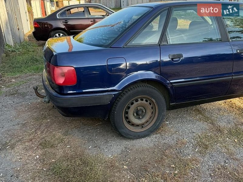 Седан Audi 80 1993 в Кременчуці