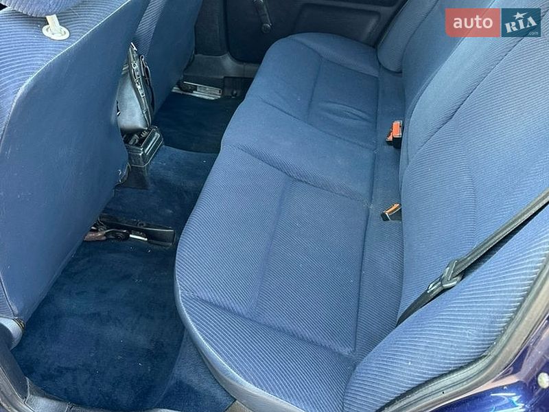 Седан Audi 80 1993 в Кременчуці