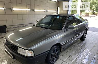 Седан Audi 90 1988 в Кропивницком