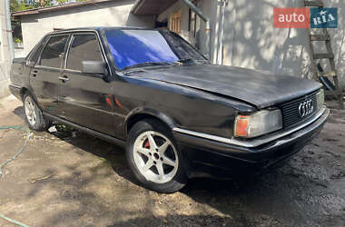 Седан Audi 90 1985 в Ровно
