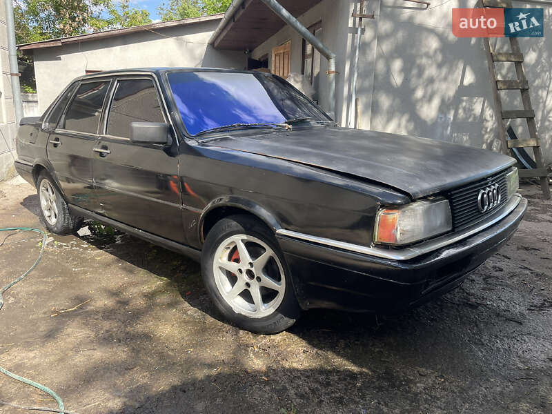 Седан Audi 90 1985 в 
