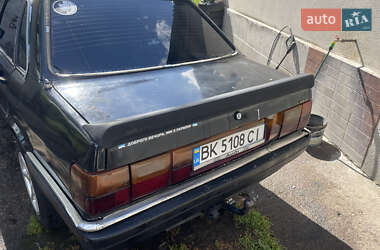 Седан Audi 90 1985 в 