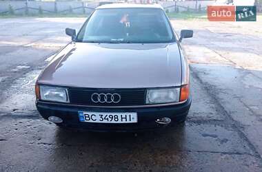 Седан Audi 90 1987 в Володимирі