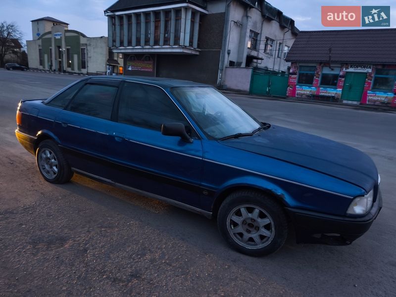 Седан Audi 90 1987 в Калуше