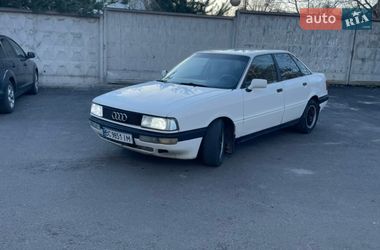 Седан Audi 90 1987 в Жовкве