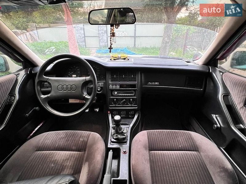 Седан Audi 90 1989 в Великих Мостах