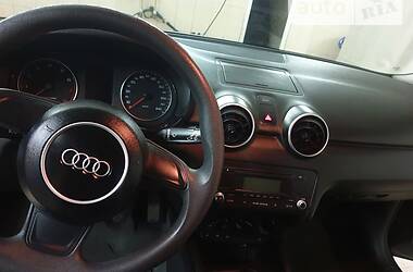 Хэтчбек Audi A1 2011 в Полтаве