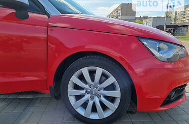 Хэтчбек Audi A1 2011 в Черкассах