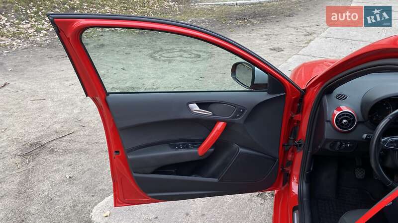 Хэтчбек Audi A1 2014 в Киеве фото 42 Хэтчбек Audi A1 2014 в Киеве