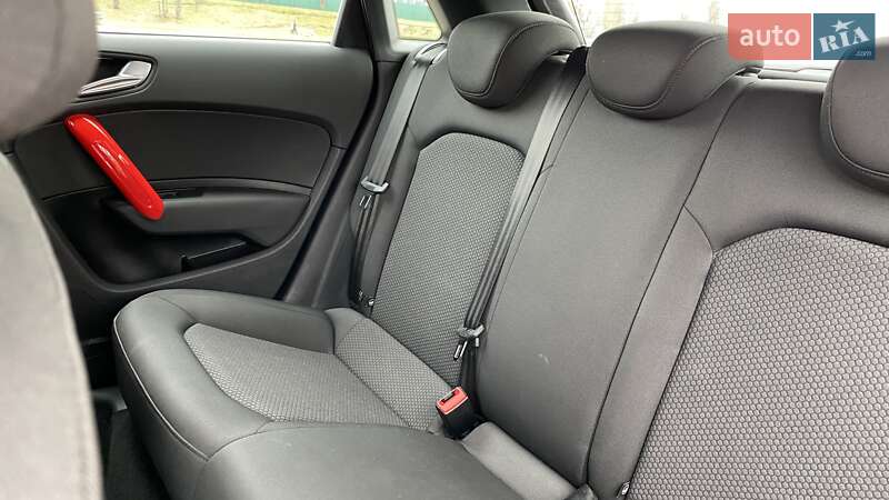 Хэтчбек Audi A1 2014 в Киеве фото 65 Хэтчбек Audi A1 2014 в Киеве