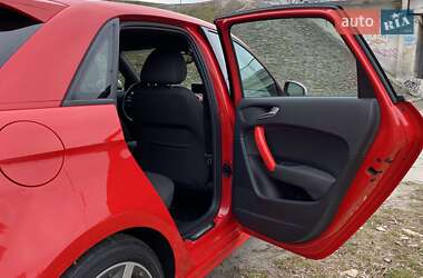 Хэтчбек Audi A1 2014 в 