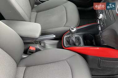 Хэтчбек Audi A1 2014 в 