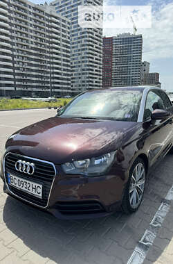 Хэтчбек Audi A1 2011 в Киеве