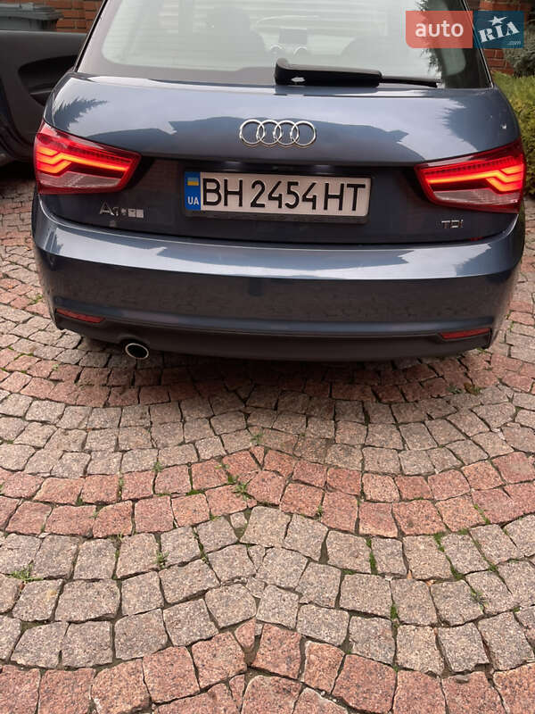 Хэтчбек Audi A1 2015 в Одессе