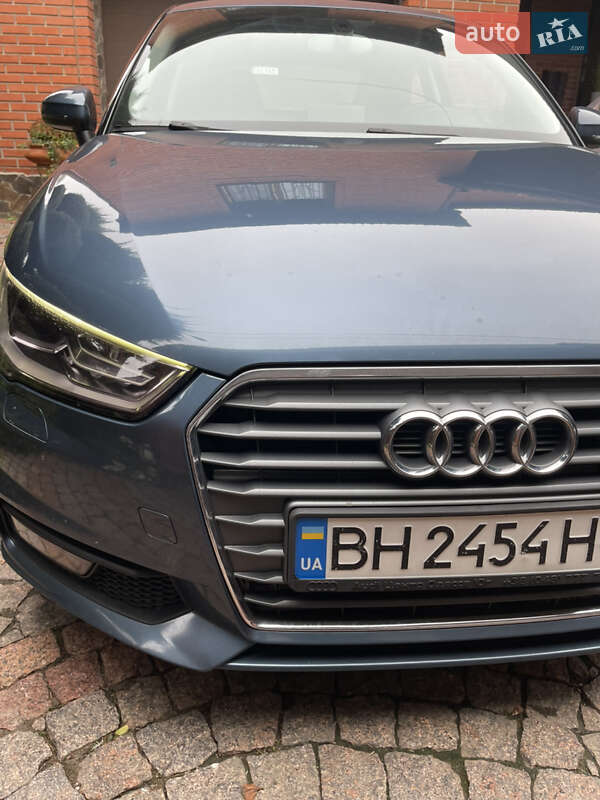 Хэтчбек Audi A1 2015 в Одессе