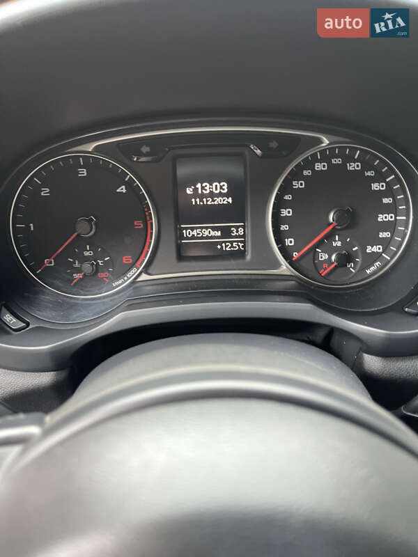 Хэтчбек Audi A1 2015 в Одессе
