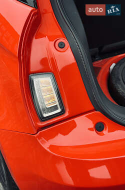 Хетчбек Audi A1 2012 в 