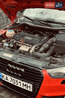 Хетчбек Audi A1 2012 в 