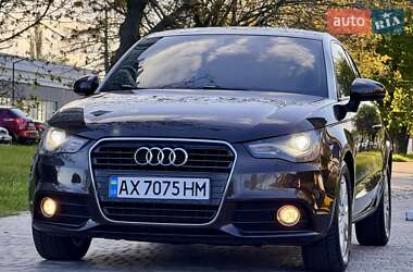 Хэтчбек Audi A1 2011 в 