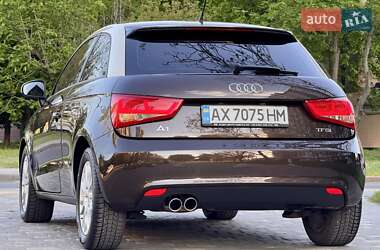Хэтчбек Audi A1 2011 в 