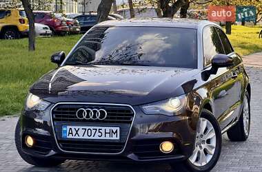 Хэтчбек Audi A1 2011 в 