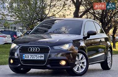 Хэтчбек Audi A1 2011 в 