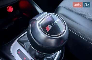 Хэтчбек Audi A1 2011 в 
