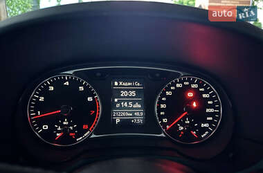 Хетчбек Audi A1 2011 в 
