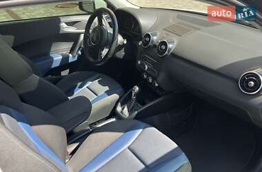 Хэтчбек Audi A1 2015 в 