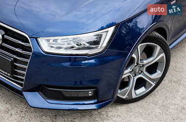 Хэтчбек Audi A1 2015 в 