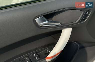 Хетчбек Audi A1 2012 в 