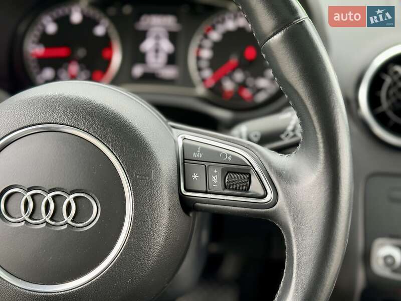 Хэтчбек Audi A1 2015 в Киеве