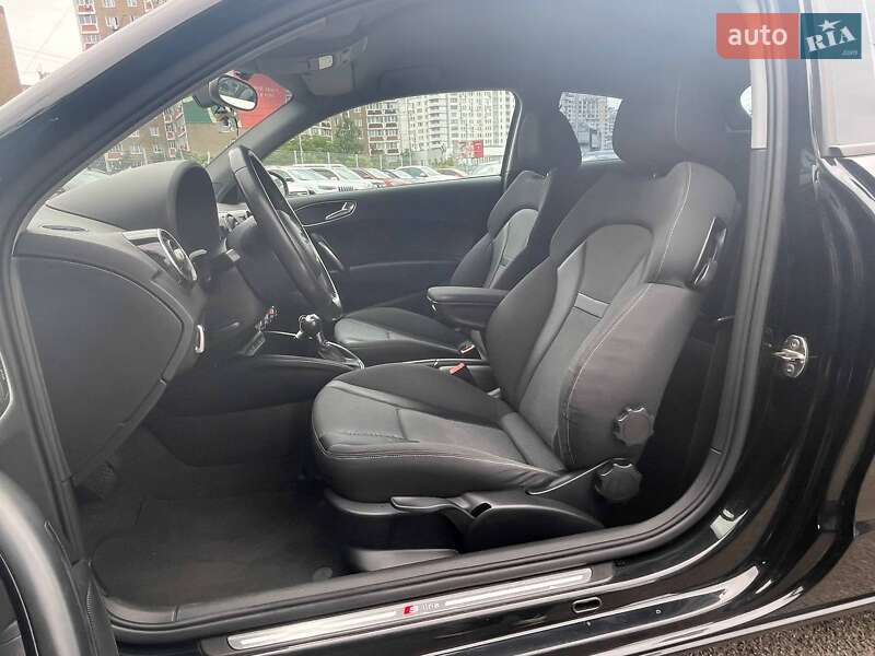 Хэтчбек Audi A1 2011 в Киеве