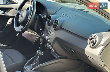 Хэтчбек Audi A1 2014 в 