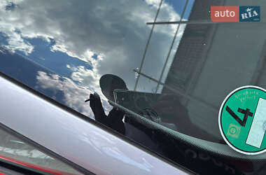 Хэтчбек Audi A1 2011 в 