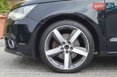 Хэтчбек Audi A1 2010 в 