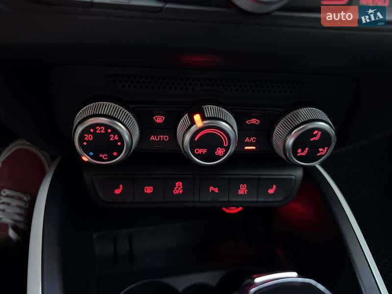 Хэтчбек Audi A1 2013 в Виннице