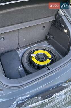 Хэтчбек Audi A1 2015 в 